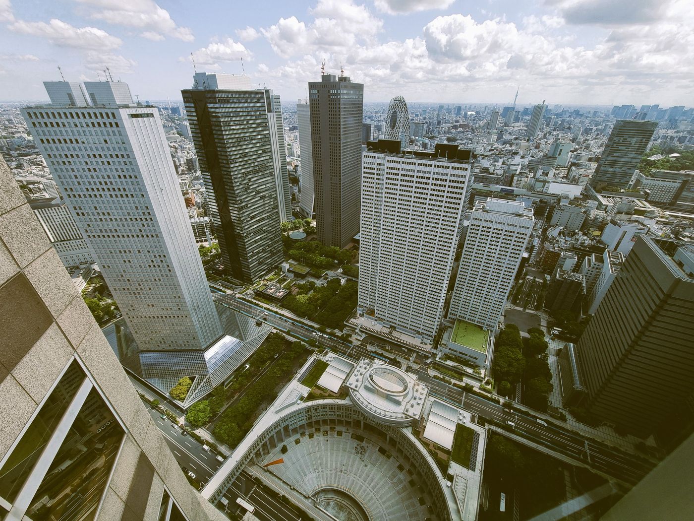 新宿の空撮 / Aerial view of Shinjuku, Tokyo